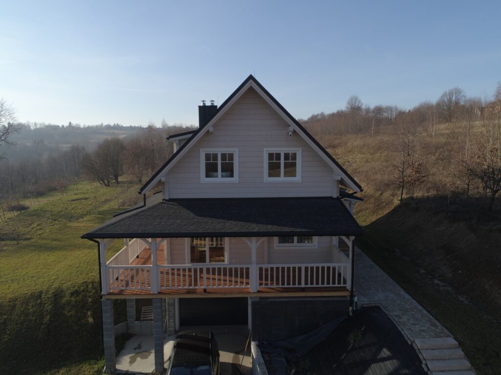 Holzhaus Fertighaus 1,5 Etagen