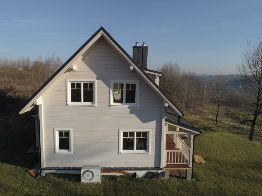 Holzhaus Fertighaus 1,5 Etagen